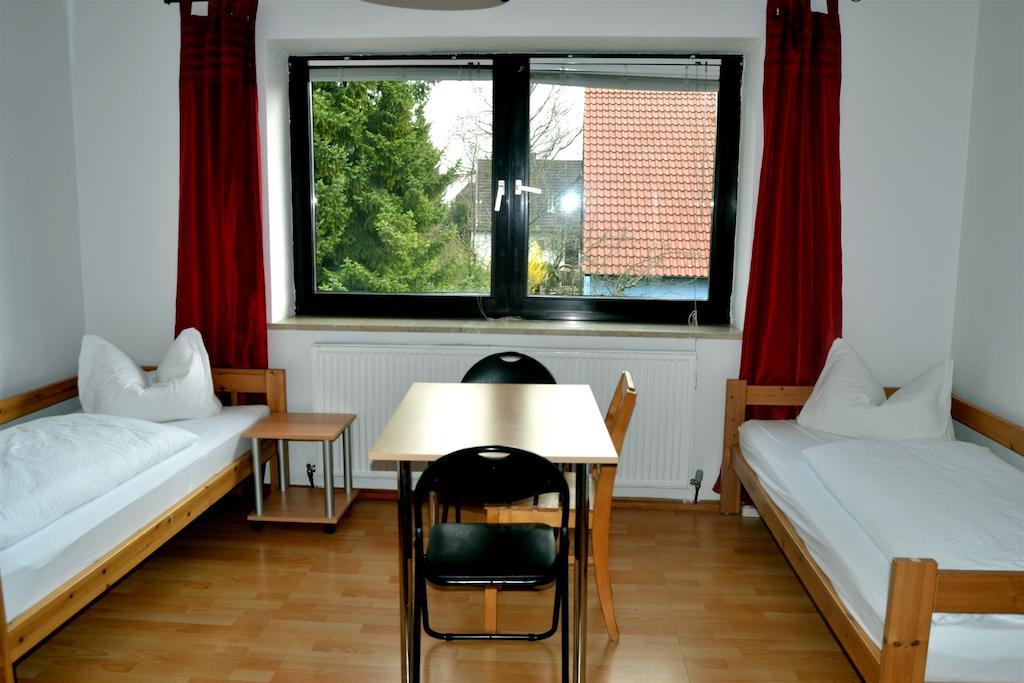 Gasthaus Gastehaus Sebastian Erding Zimmer foto